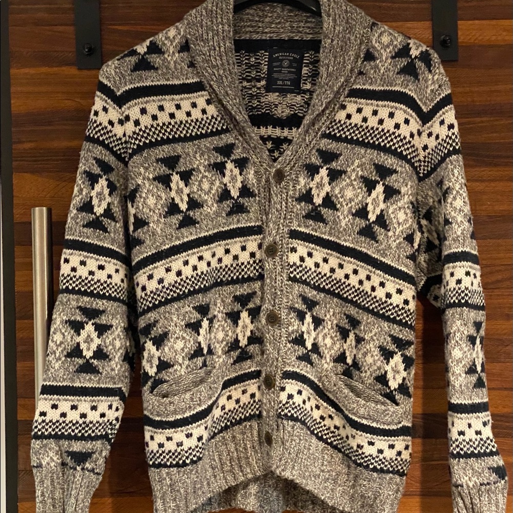 American Eagle Mens XXL grey shawl style collar cardigan sweater.